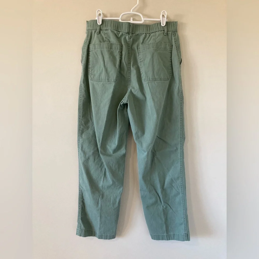 G.H. Bass & Co. Women’s Chino Pants Size 8 Green - Picture 2 of 11